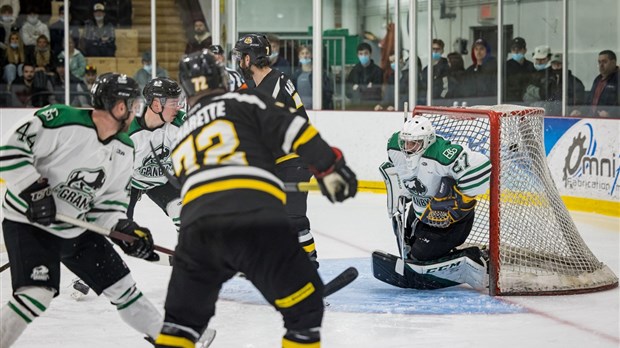 Le Bellemare de Louiseville à une victoire de gagner la finale