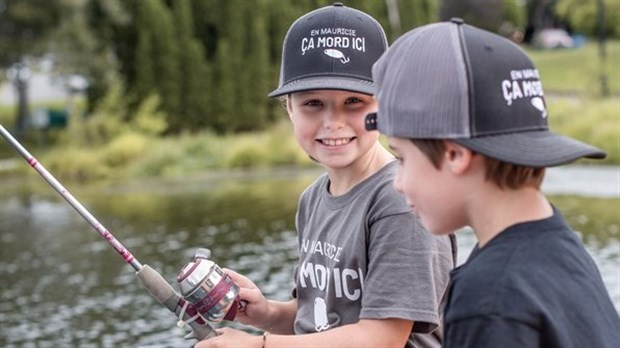 La Tuque initie des jeunes à la pêche sportive