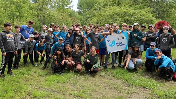 Une initiation pour les pêcheurs en herbe au lac Saint-Pierre