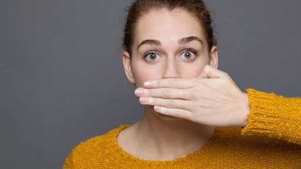 Pourquoi peut-on avoir une mâchoire décalée ?