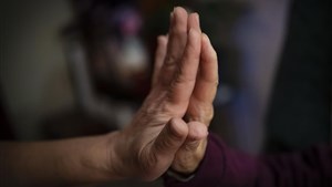 Une plateforme pour comprendre le vieillissement et agir avec bienveillance