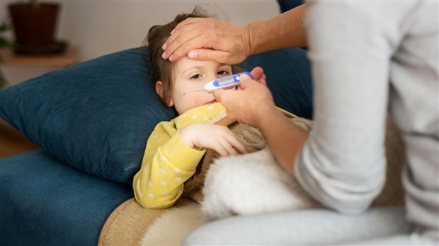 Rappel d'un médicament contre la fièvre pour enfants en raison d'un risque de surdose