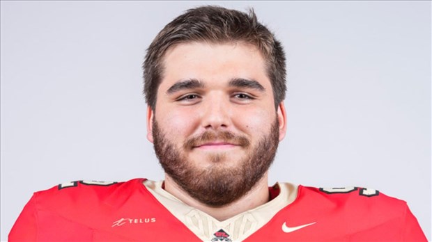 Le joueur de football trifluvien, Thomas Gosselin reçoit une bourse 