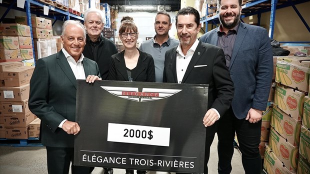 Élégance Trois-Rivières fait un don de 2 000$ à Moisson Mauricie / Centre-du-Québec
