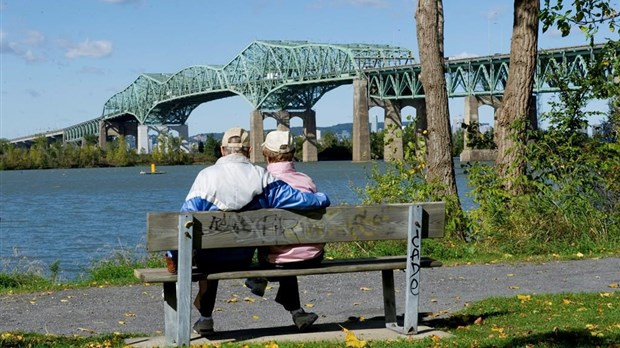 Les Québécois en faveur que les conjoints de fait bénéficient des droits des époux