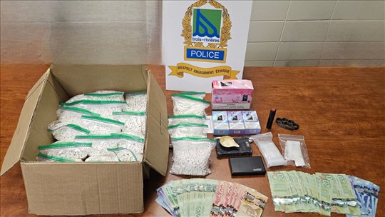 Des arrestations et perquisitions en lien avec les stupéfiants 