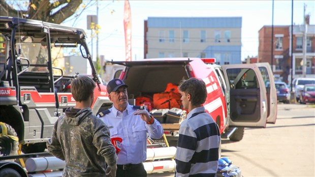 Près de 400 personnes ont visité la caserne Champlain à Shawinigan