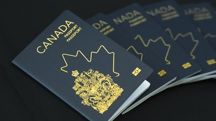 Les accès à la résidence permanente pour raisons humanitaires se resserrent