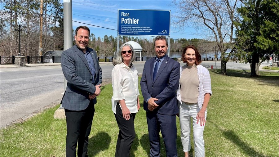Shawinigan inaugure la place Pothier en hommage à cette famille