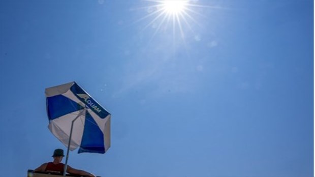 La vague de chaleur se poursuit au Québec, en Ontario et dans l'Atlantique