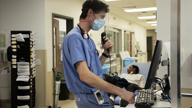 Santé Québec veut lancer un projet pilote d'IA pour les notes médicales