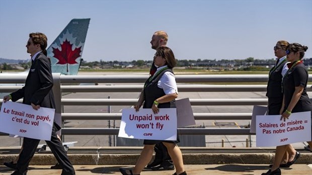 Les agents de bord d'Air Canada n'ont pas encore déposé de préavis de grève