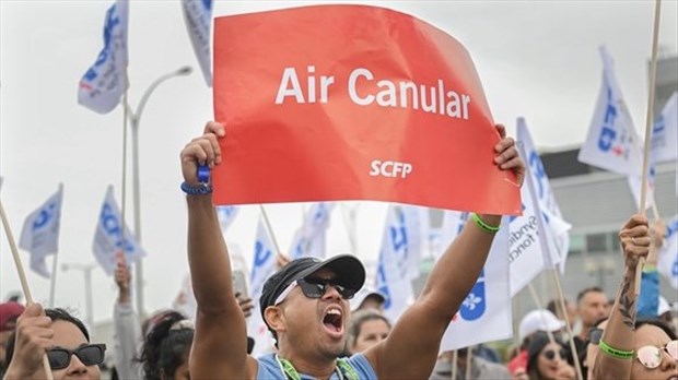Les agents de bord d'Air Canada poursuivent leur grève malgré l'intervention d'Ottawa