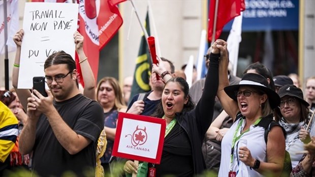 Une entente de principe conclue entre Air Canada et ses agents de bord