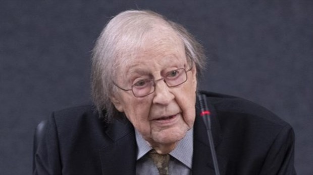 Le gouvernement offre des funérailles nationales pour Guy Rocher