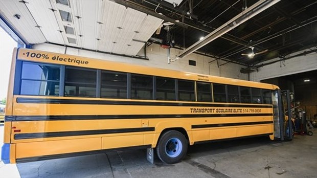 Les transporteurs scolaires ont été appelés à changer une pièce sur les autobus Lion