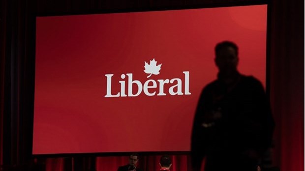 Les libéraux débattront de la question des restrictions d'âge sur les réseaux sociaux