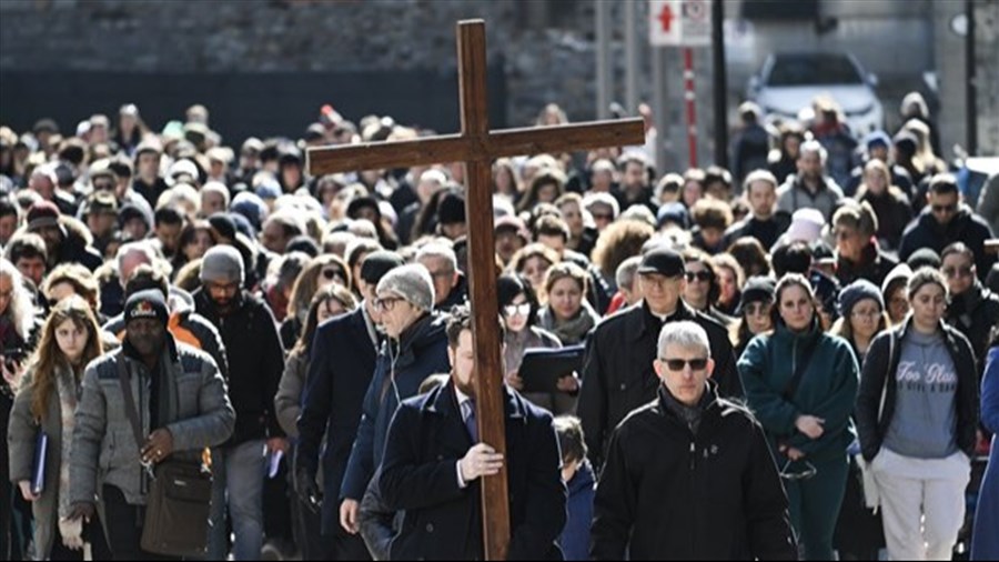 La loi sur la laïcité plane sur le Vendredi saint au Québec